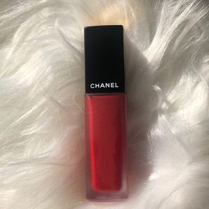 Chanel Rouge Allure Ink 152- Choquant